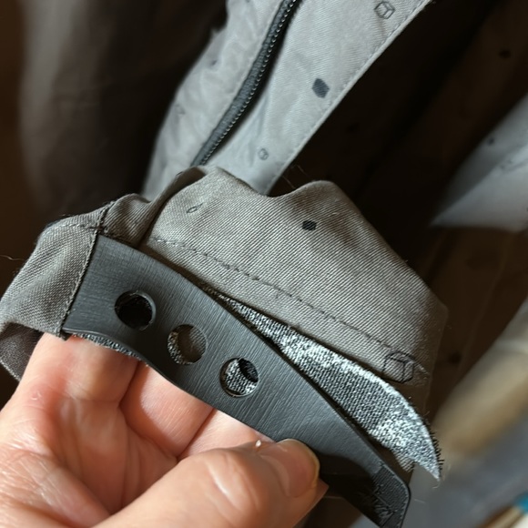 Stussy Dupont Teflon Parka Jacket with hoodie, gray, size medium, snowboard/rain - Picture 11 of 11